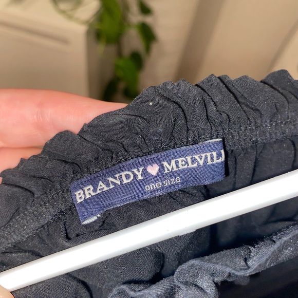 BRANDY MELVILLE TOP - Picture 2 of 2